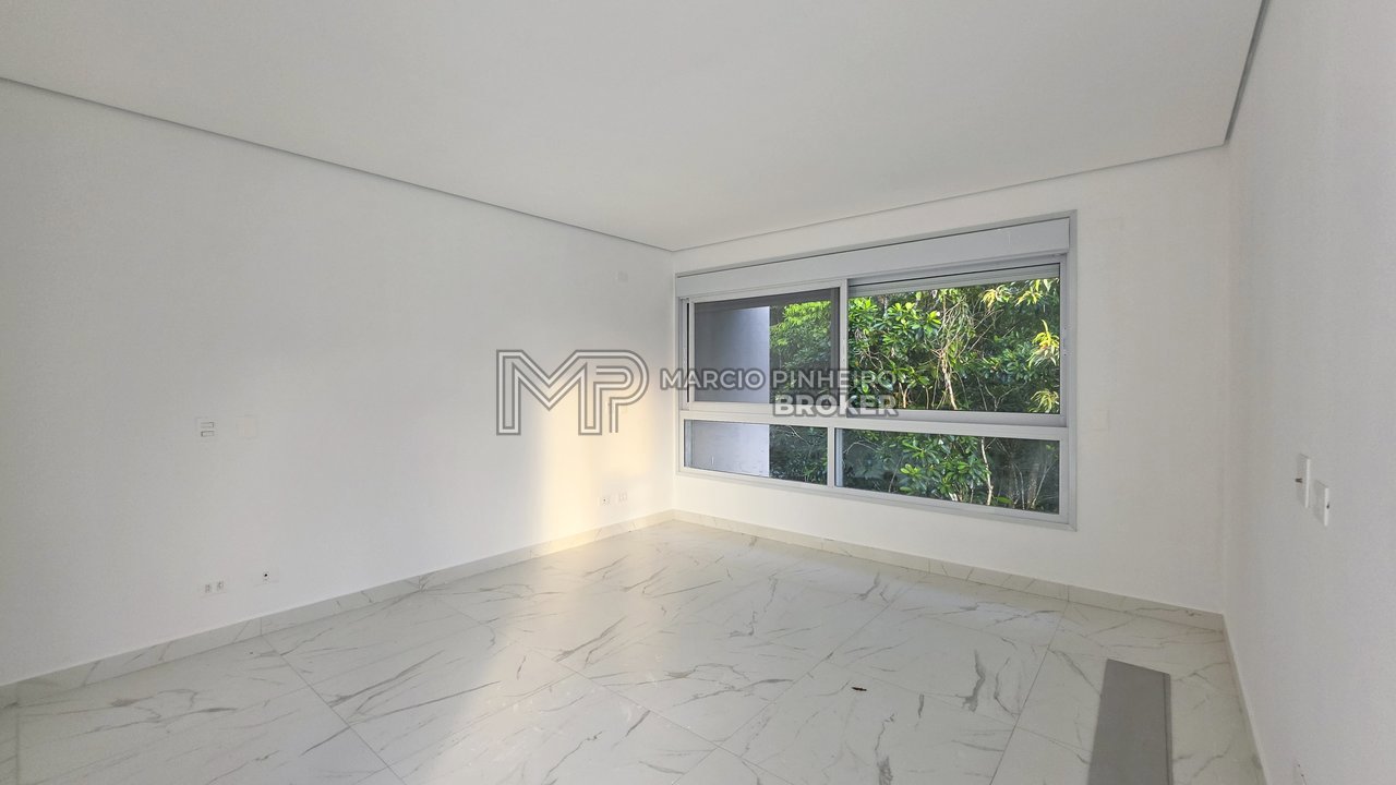 Casa em Condomínio — foto 2 de 43