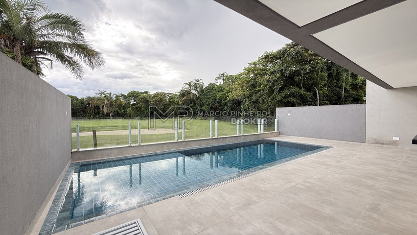 Casa em Condomínio — foto 1 de 6