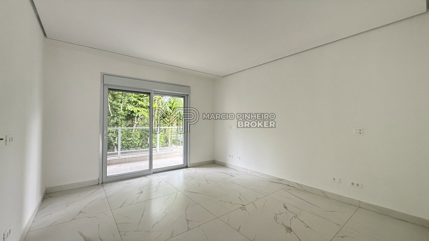 Casa em Condomínio — foto 4 de 40