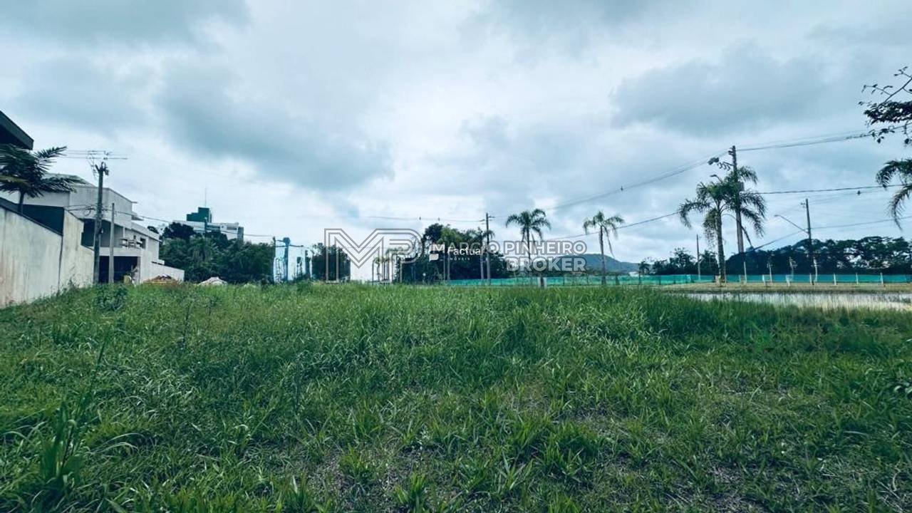 Terreno — foto 1 de 3