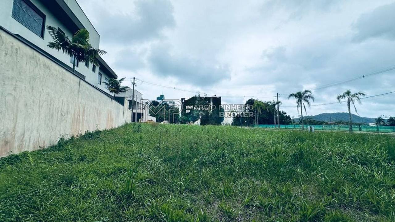Terreno — foto 2 de 3