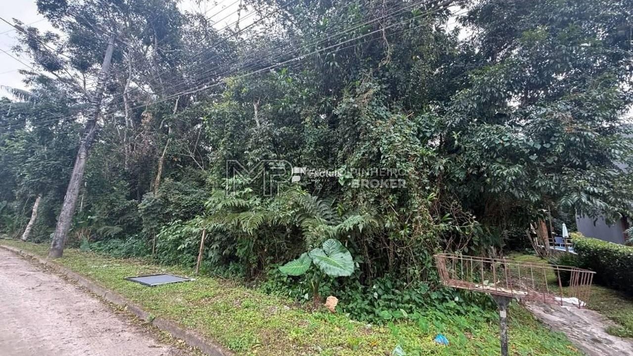 Terreno — foto 1 de 2