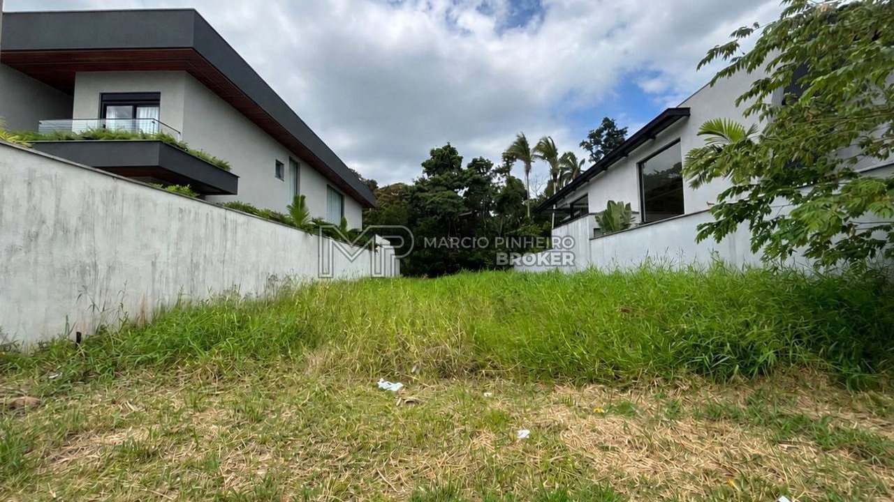 Terreno — foto 1 de 3