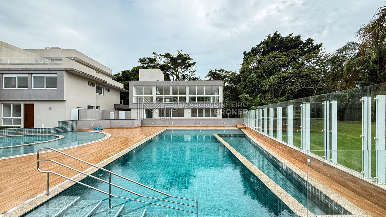 Casa em Condomínio — foto 1 de 6