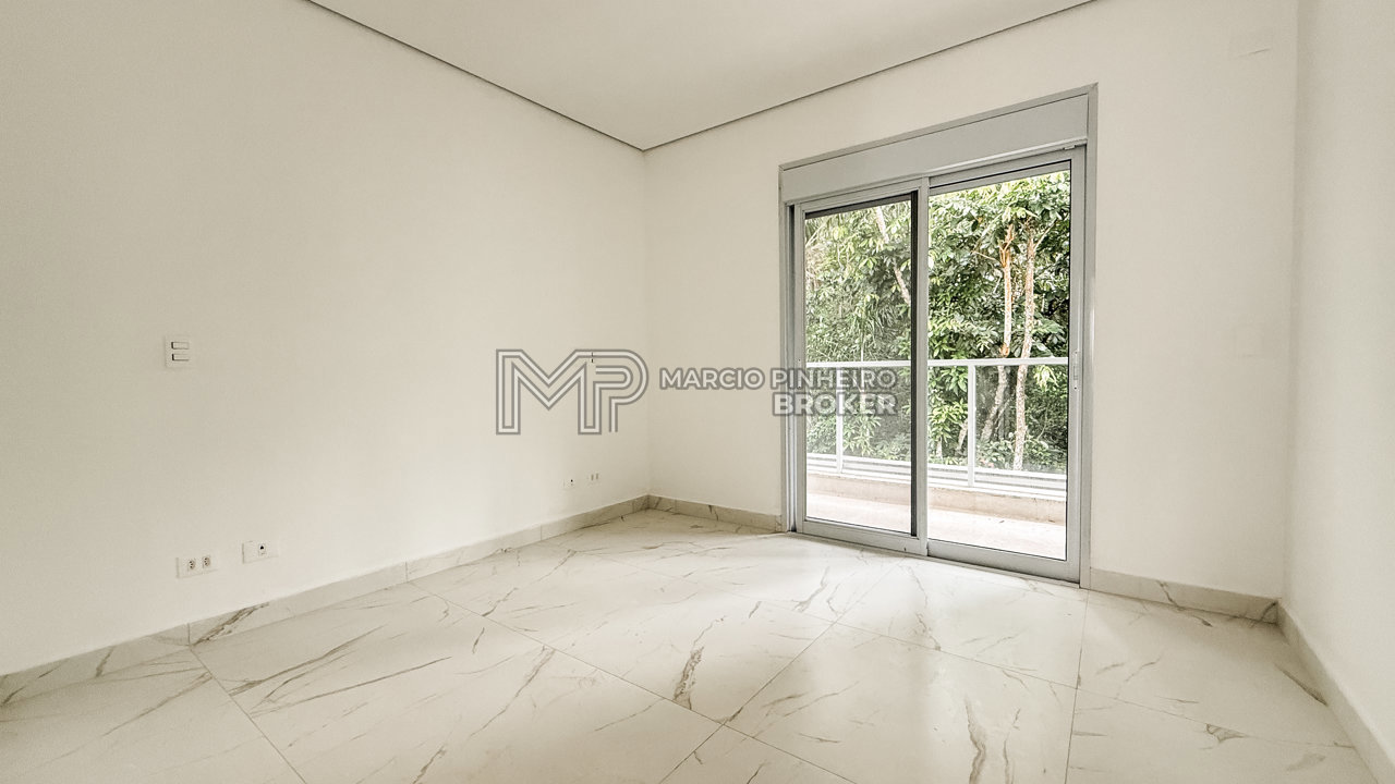 Casa em Condomínio — foto 7 de 33
